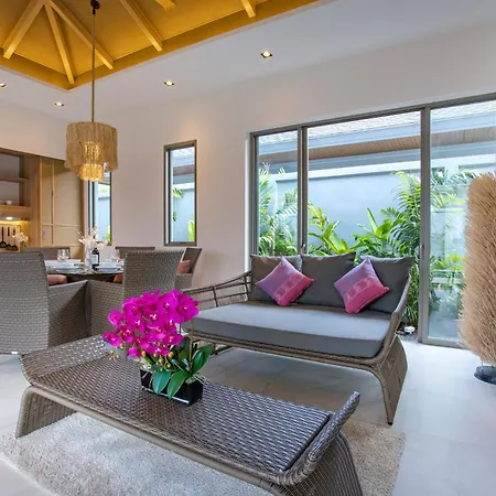 Dalaa 8 Villa Kamala Beach Exterior photo